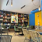 Hotel Pop Art
